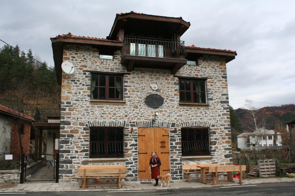 Guest House The Jolly House Arda  Ngoại thất bức ảnh